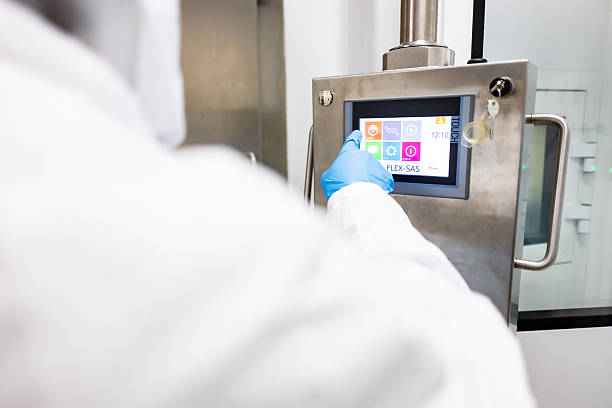 Pharmaceutical manufacturing equipment